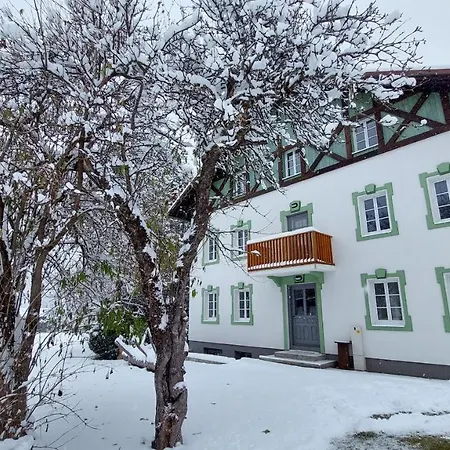 Apartment Nussis Chalet 5